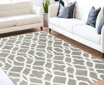 5' X 8' Grey Ivory Machine Woven Ogee Indoor Area Rug