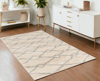 4' X 6' Ivory Grey Machine Woven Chain Link Indoor Area Rug