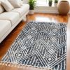 5' X 8' Grey Ivory Machine Woven Space Dyed Geometric Indoor Area Rug