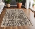 4' X 6' Grey Machine Woven Shrank Distressed Traditional Design Indoor Area Rug